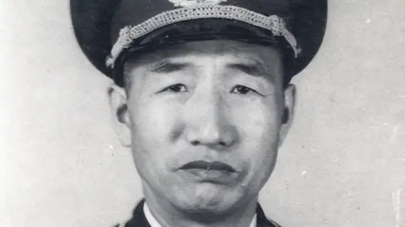 1950年甘肃土改,被判死刑的地主行刑前大喊:我救过徐向前的命