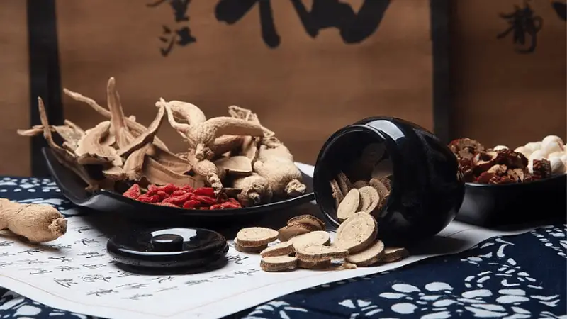 非遗传承人周贤良与天麻酒的匠心故事
