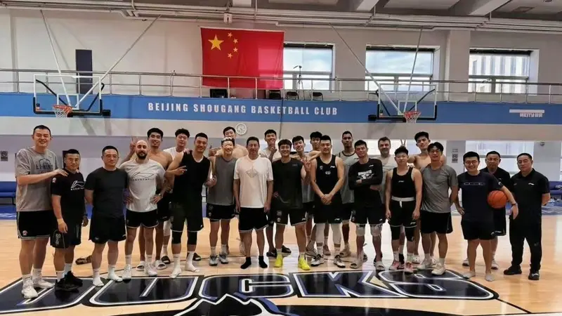 京媒：不理解外租赵睿传言 与陈盈骏续约仍未完成