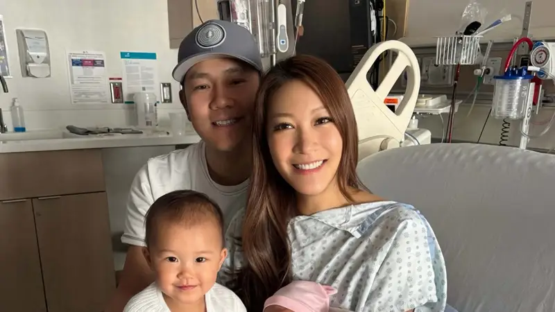 恭喜!香港知名女星宣布二胎生女,羊水突然穿破喷了老公一身