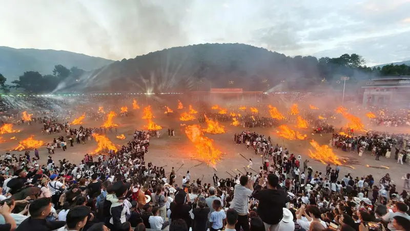 2026年凉山彝族火把节正式启幕,8月5日至12日凉山将连放8天假