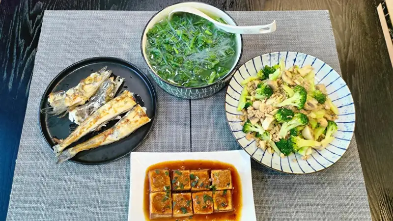 真香！晚餐简单4个菜，儿子大赞：好吃！
