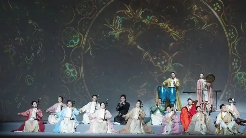 高温天,躲进上海音乐厅听音乐、玩XR、购文创