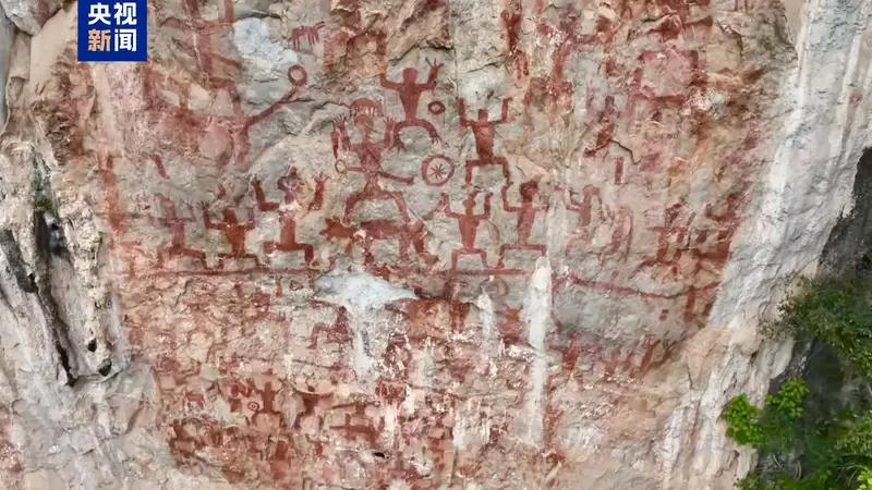 广西花山岩画为何能“驻颜”两千多年?科研团队揭秘