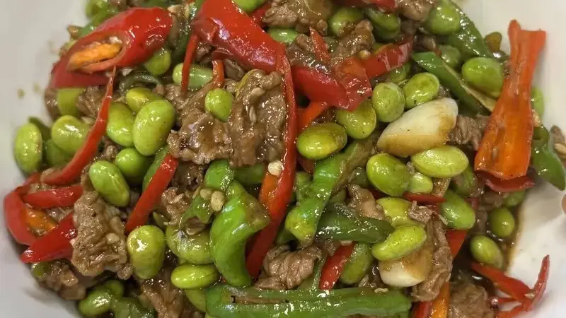 香辣牛肉炒毛豆：鲜嫩入味，一口入魂的家常下饭神器