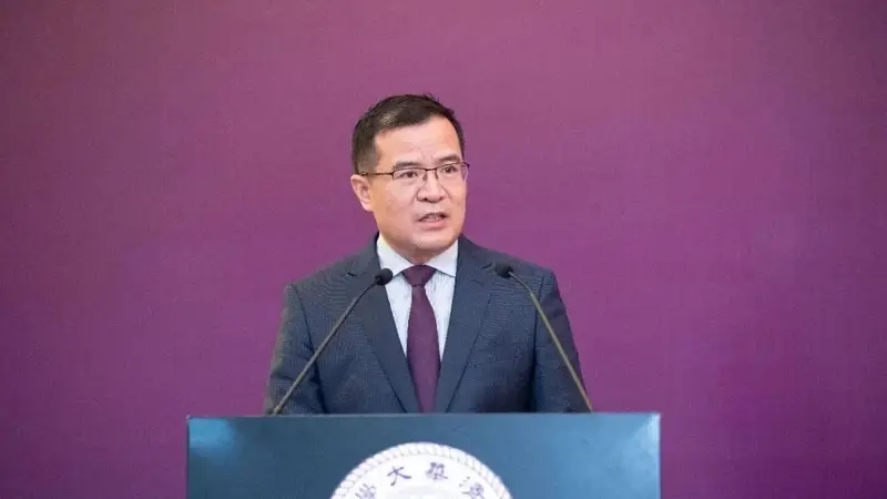 石中英：人才观必须从“单一”转向“多元”