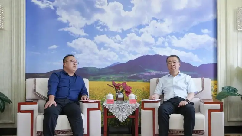 李兴华会见中国旅游集团有限公司中旅国际总经理助理杜长辉一行