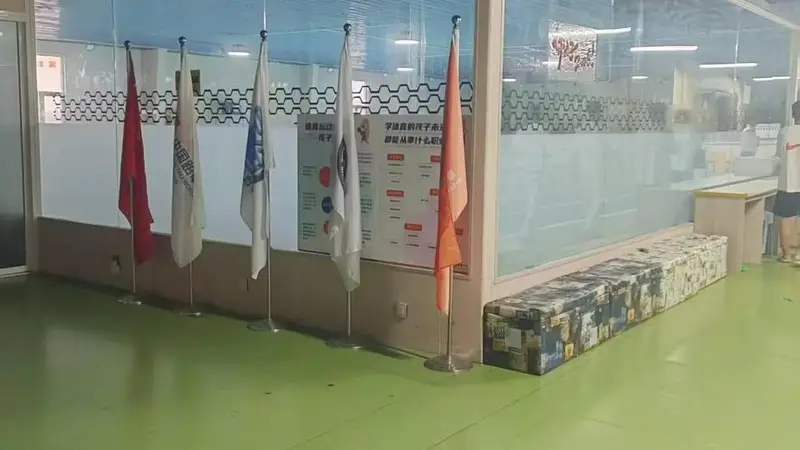 河北高碑店一11岁男孩被泳池排水口吸住溺亡,警方已立案