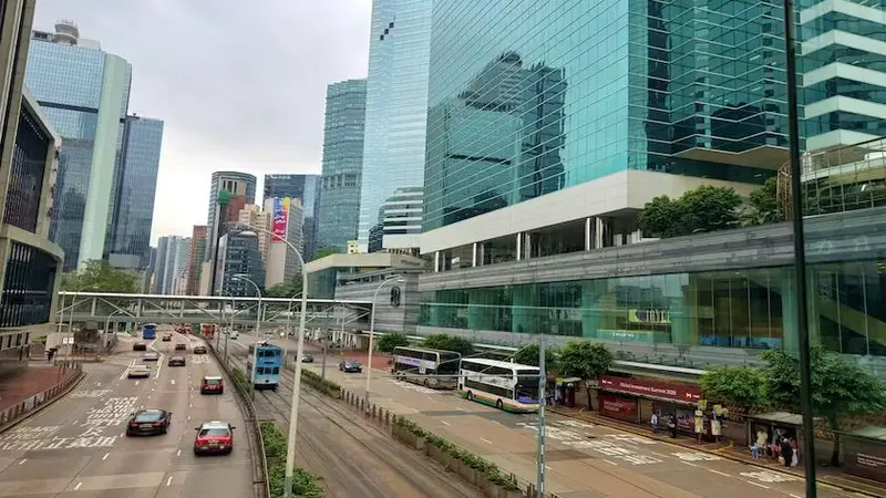 上半年扫货超千亿港元,内地买家涌入香港楼市
