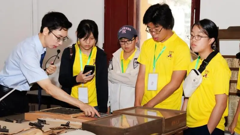 追国产影综、观武术展演 海外华裔学子多渠道感知华夏新貌