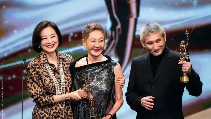 林青霞眼中“最有型女人”!75岁施南生病逝,她为什么是精英港女天花板?