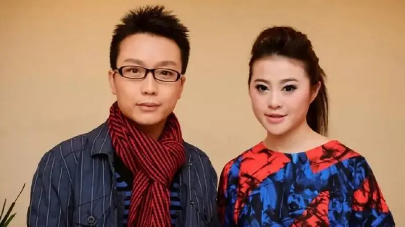 47岁李玉刚近况曝光!曾与美女范小宁相恋6年,如今还是单身让人唏嘘