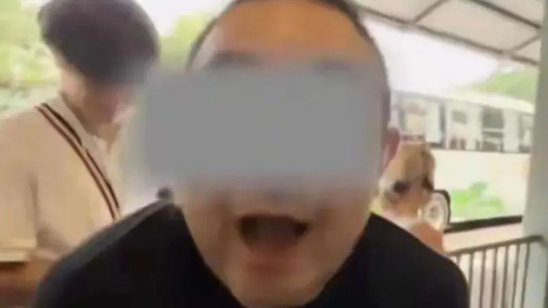 导游证还在,人已进黑名单,三十秒插队换来终身禁入景区
