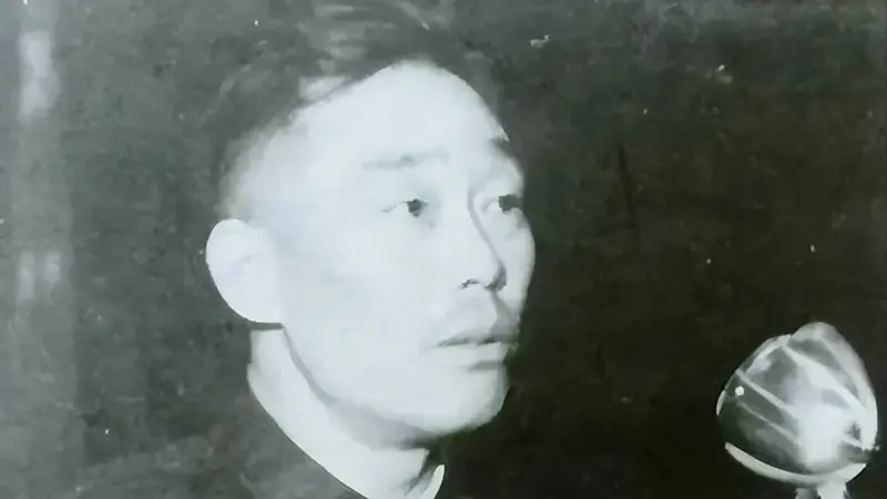 1949年,上海特务横行霸道,陈毅没招,陈赓:让那个死刑犯出山