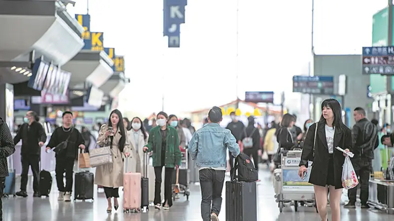 7月成都跻身国内出行热门目的地前二