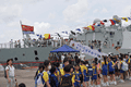战舰列香江 赤心向家国——海军舰艇编队位香港举行舰艇开放活动见闻