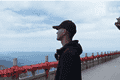 “001号老君山云海观察员”自曝焦虑压力大，拍摄首日就碰上大雾，每天五点起床，从早拍到晚
