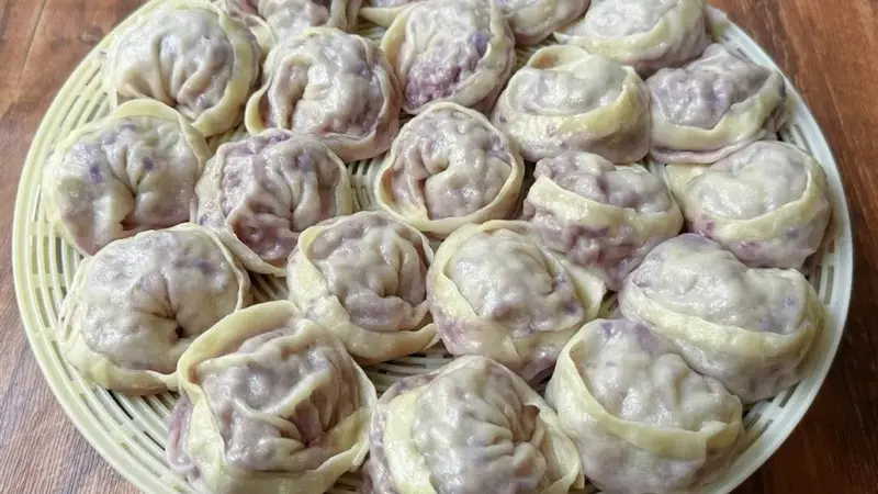 夏天吃饺子,这个菜调馅太好吃了,清爽又低脂,天热蒸一锅比煮一锅还简单省事!