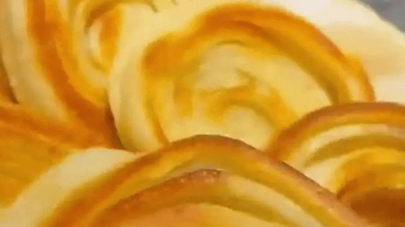 别把它当普通烧饼,济南油旋的魂在“抻卷”