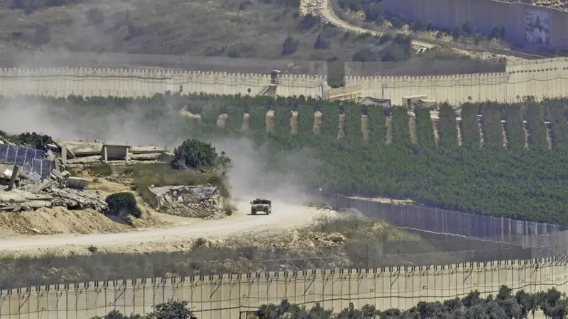 美军空袭伊朗目标,伊朗回击美军基地,美伊互相指责违反停火协议
