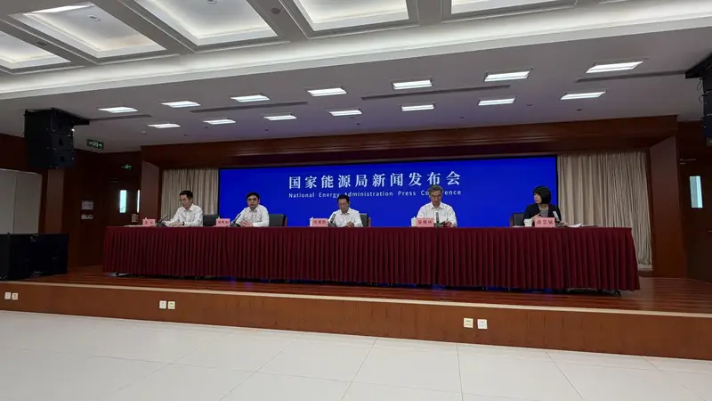 如何守住用电底线?国家能源局答每经问:强化多部门协同联动,持续加强对高温天气、大电网安全等监测预警