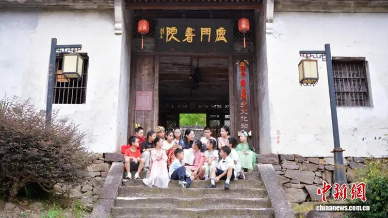 文化观察:浙江嵊州千年书院“刮”起宋韵乡风
